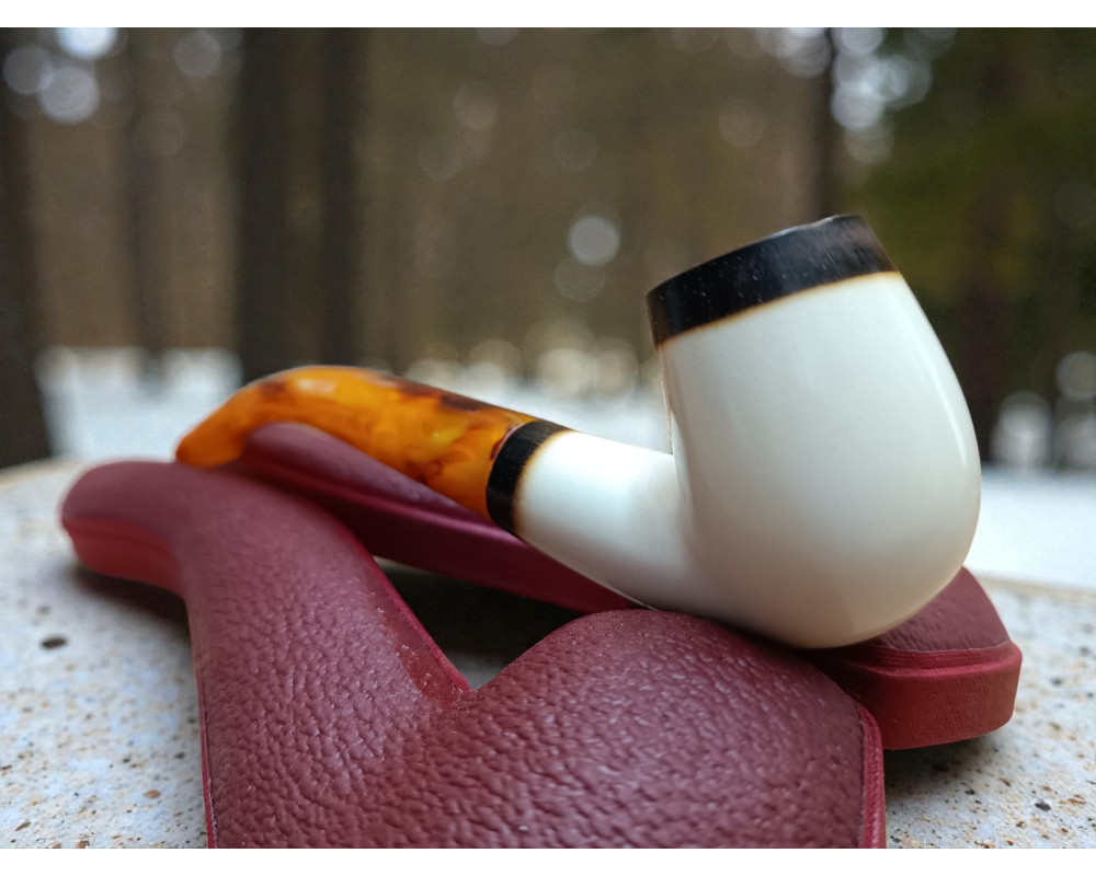 Block Meerschaum Burnt Rim Classic Pipe
