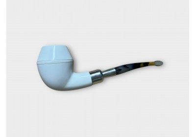 The Classic Bulldog Shape Pipe