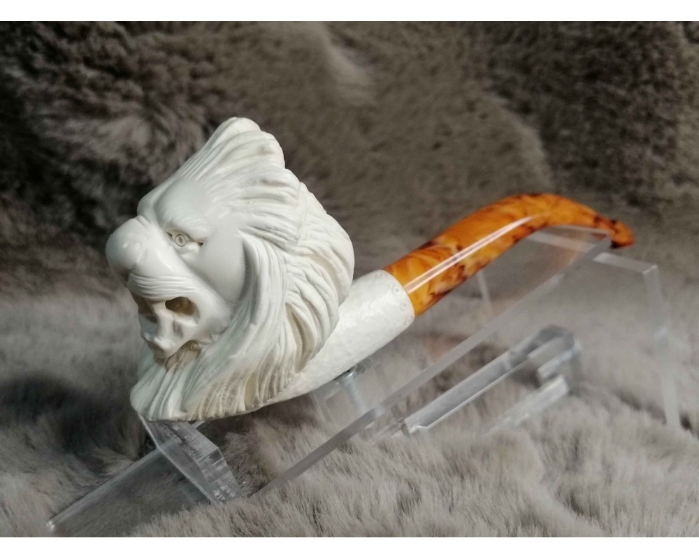Block Meerschaum Lion Pipe