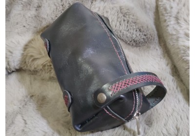 Handmade Leather Pipe Bag 03