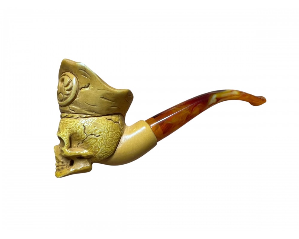 The Detailed Bird Claw Pipe