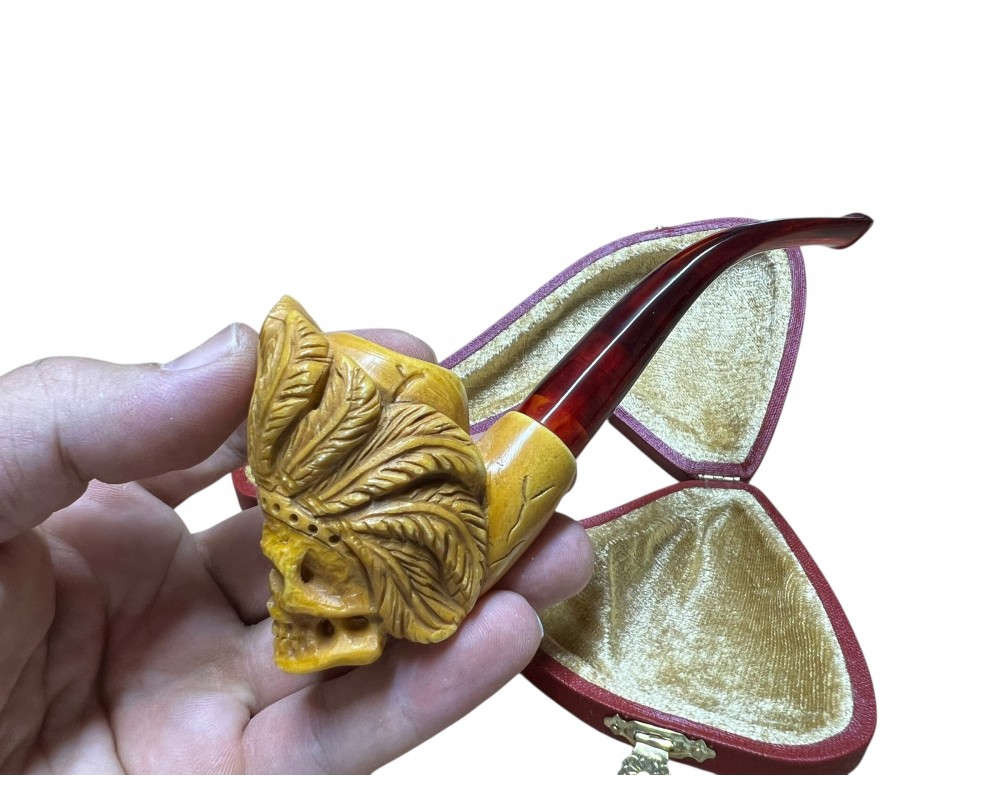 The Tiger Figural Pipe